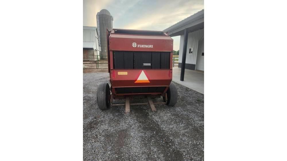 Hesston 540 Rituļu preses