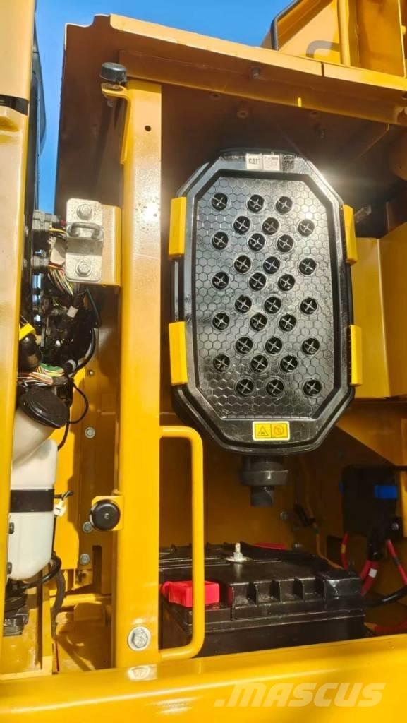 CAT 345GC Kāpurķēžu ekskavatori