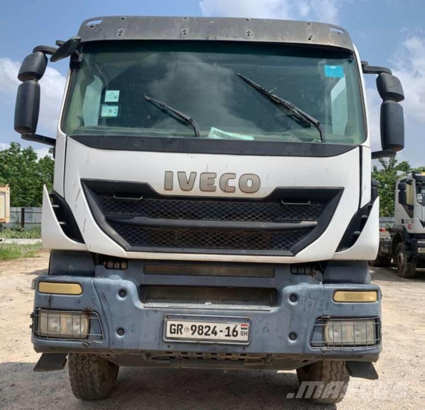 Iveco Trakker 440 Betonvedēji