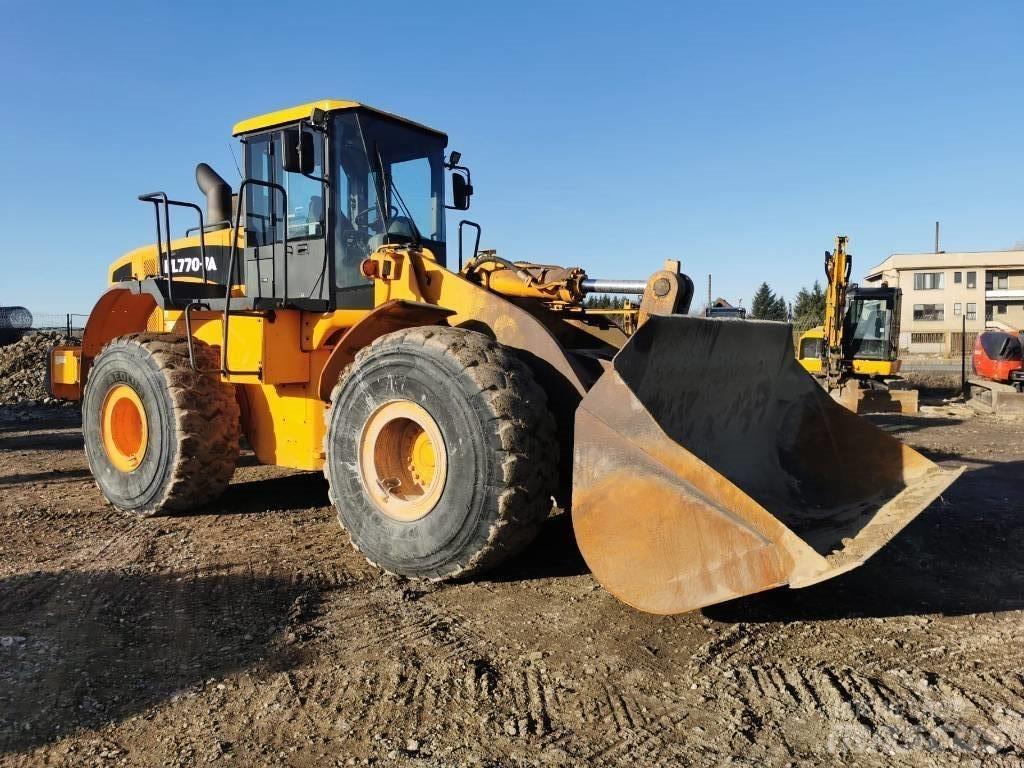 Hyundai HL 770-7 A Iekrāvēji uz riteņiem