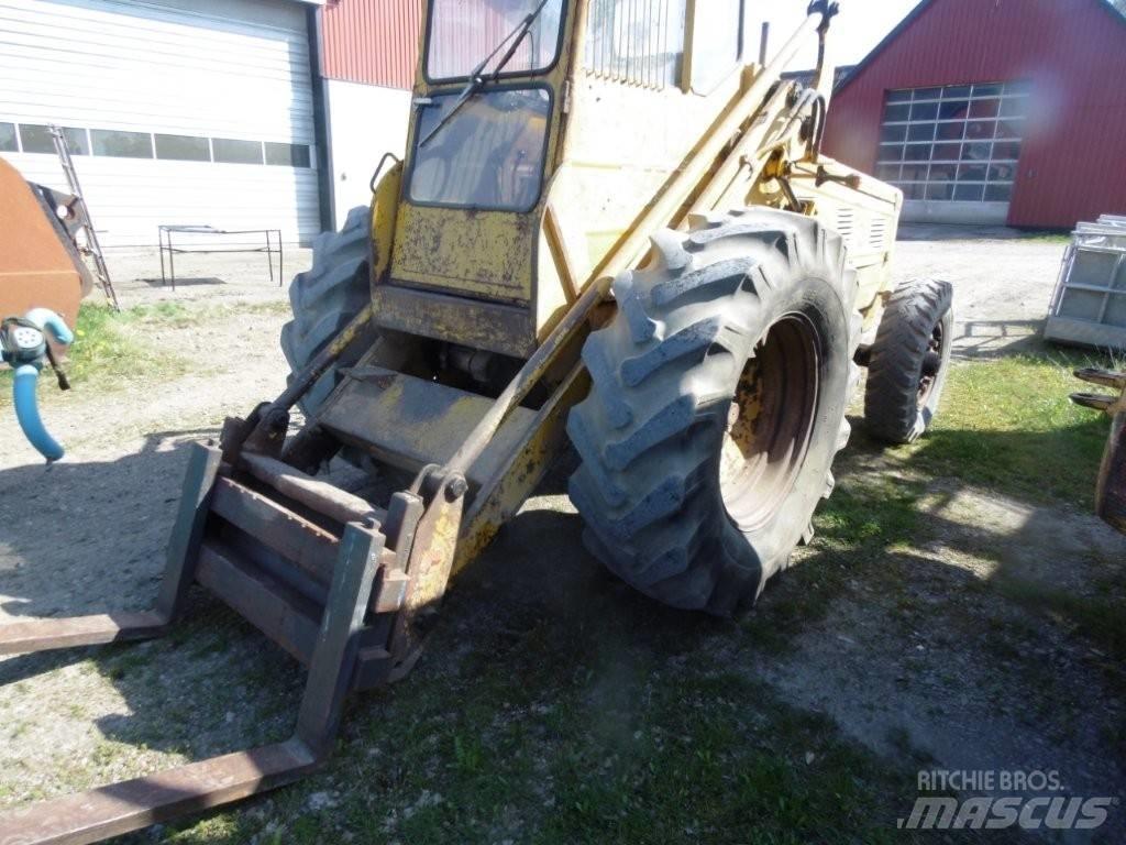 Volvo 218 TD Iekrāvēji uz riteņiem