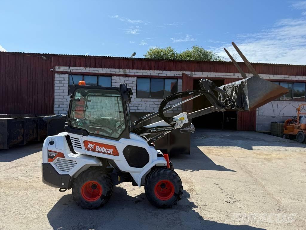 Bobcat L 28 Teleskopiskie manipulatori