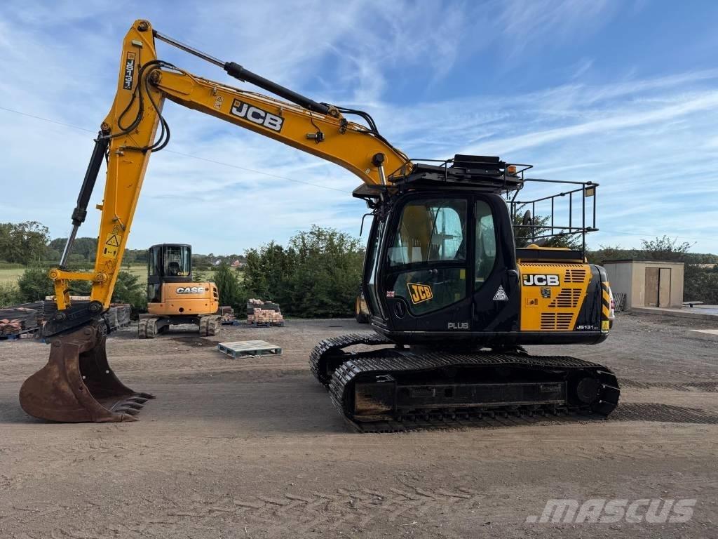 JCB JS 131 Kāpurķēžu ekskavatori