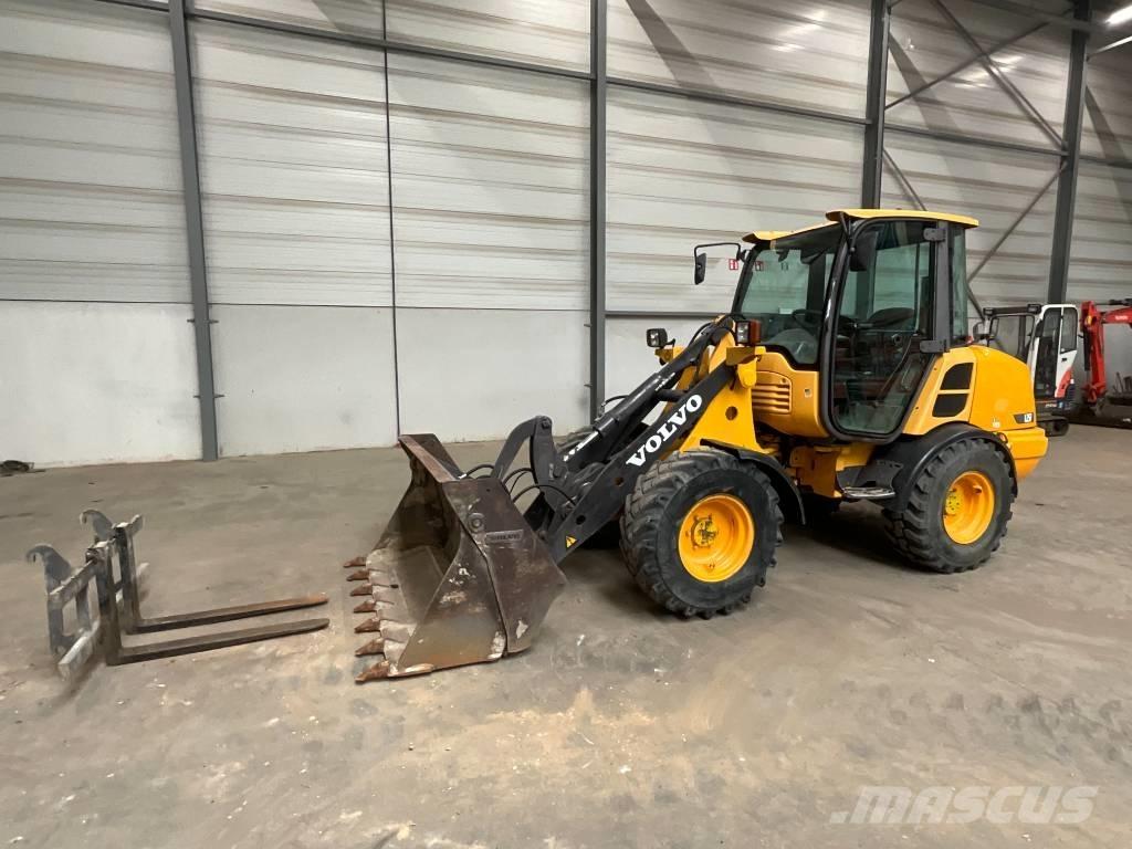 Volvo L 25 F Iekrāvēji uz riteņiem