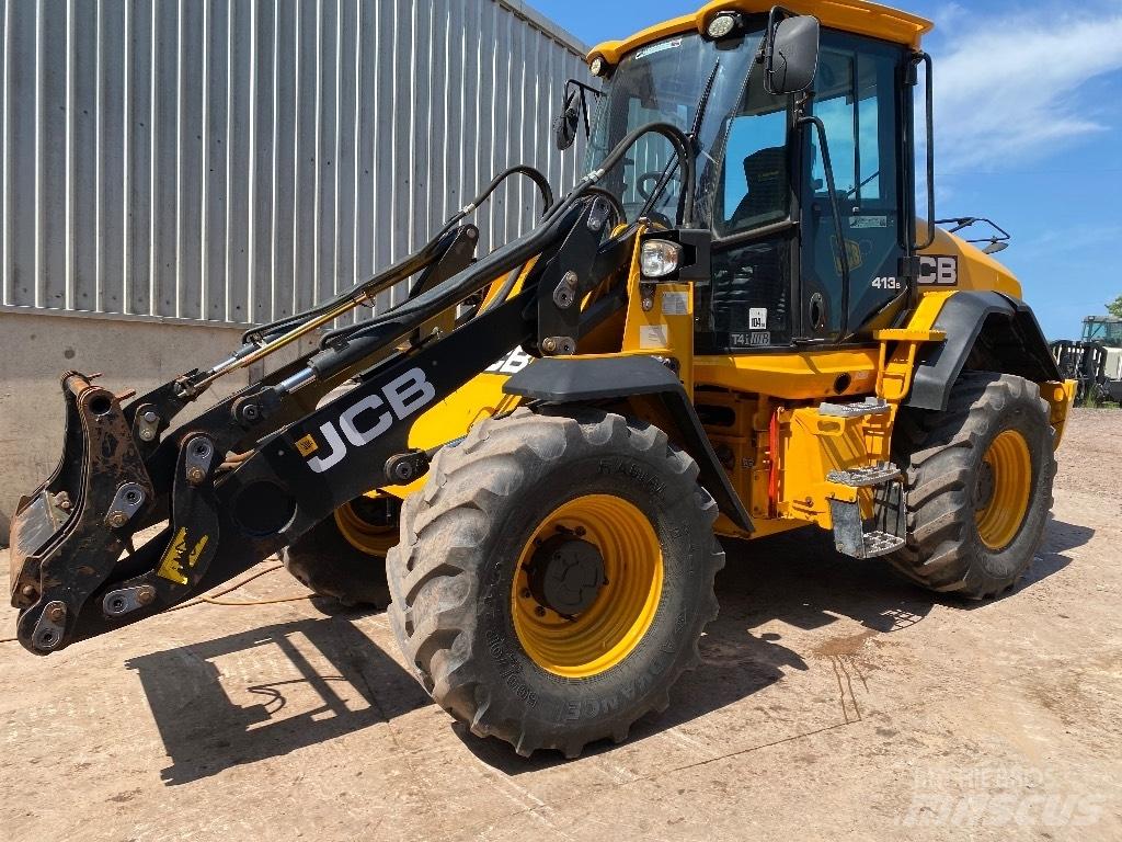 JCB 413 S Iekrāvēji uz riteņiem
