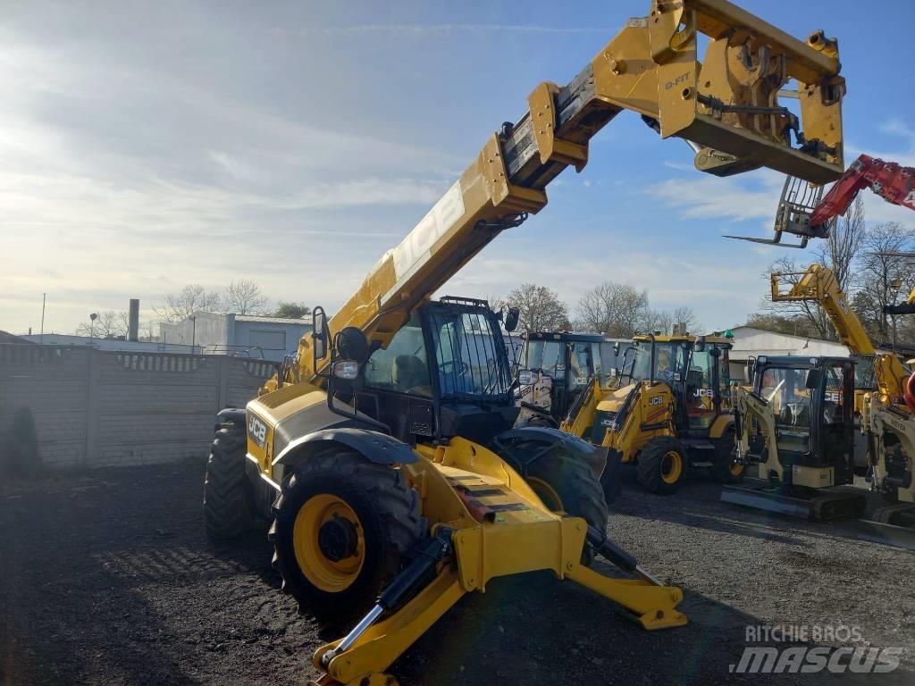 JCB 535-140 Teleskopiskie manipulatori
