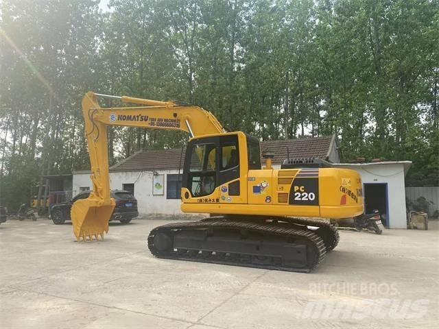 Komatsu PC 220-8 Kāpurķēžu ekskavatori