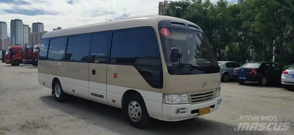 Toyota Coaster Bus Mikroautobusi