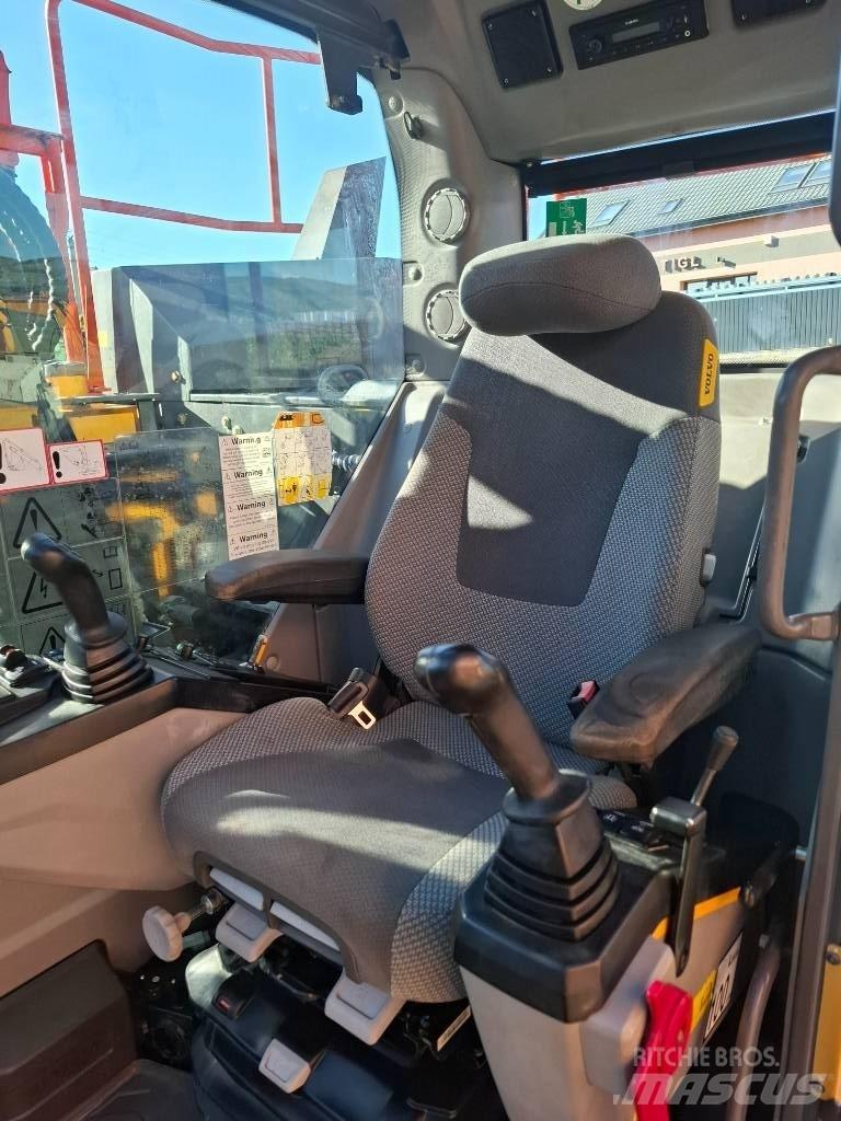 Volvo 145EL Vidēja lieluma ekskavatori 7 t - 12 t