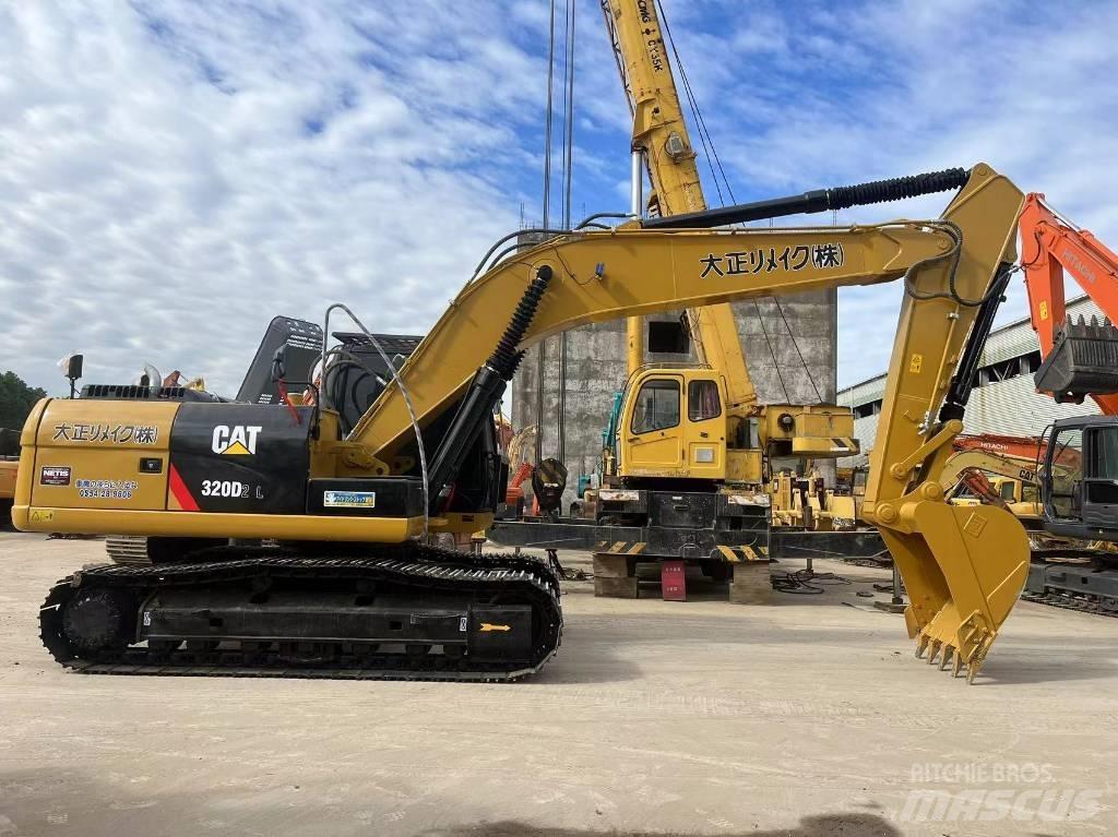 CAT 320 D Kāpurķēžu ekskavatori