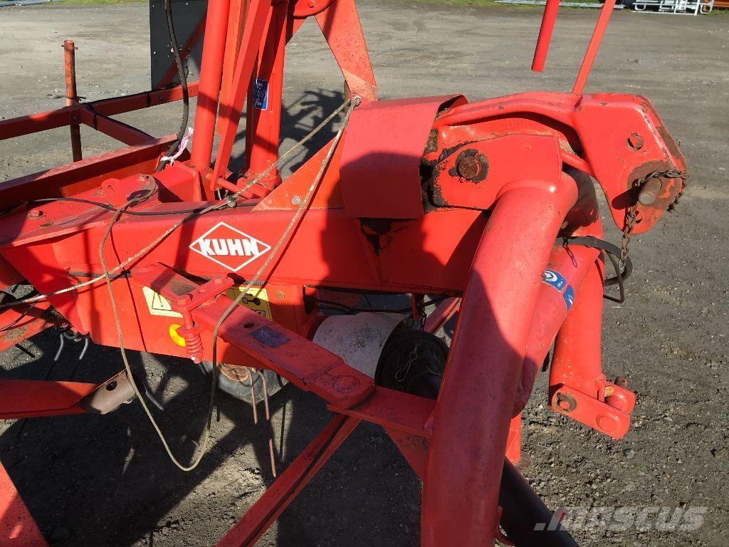 Kuhn GF 6401 MH Grābekļi un siena ārdītāji