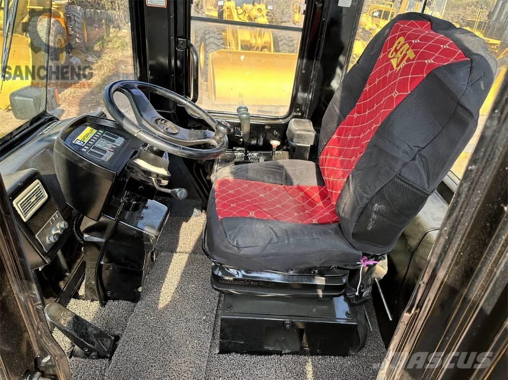 CAT 966 G Iekrāvēji uz riteņiem