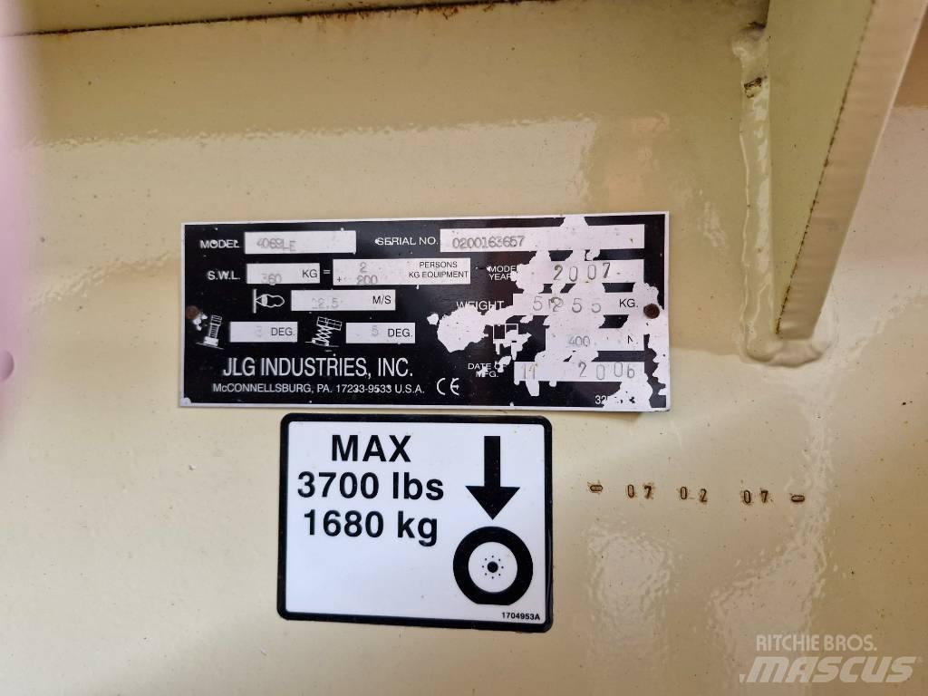 JLG 4069 LE Šķerveida pacēlāji