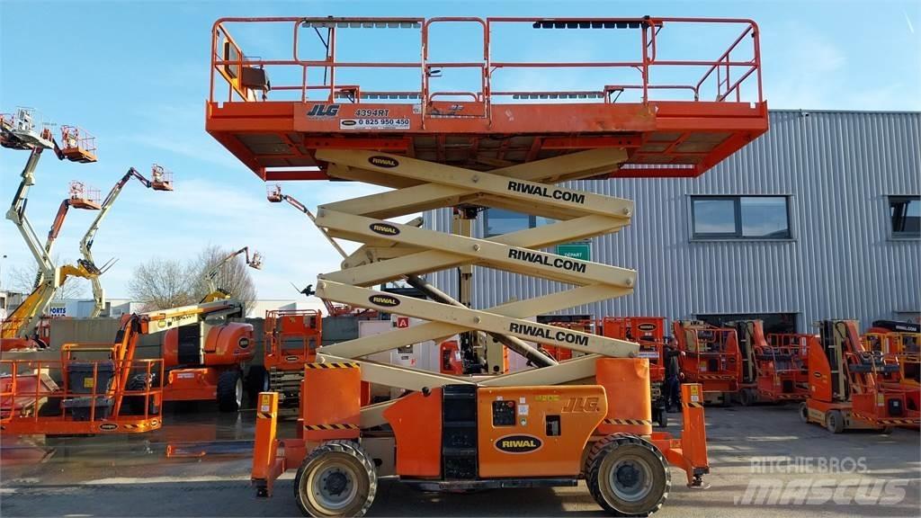 JLG 4394RT Šķerveida pacēlāji