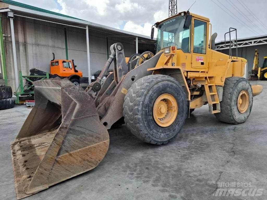 Volvo L 180 E Iekrāvēji uz riteņiem