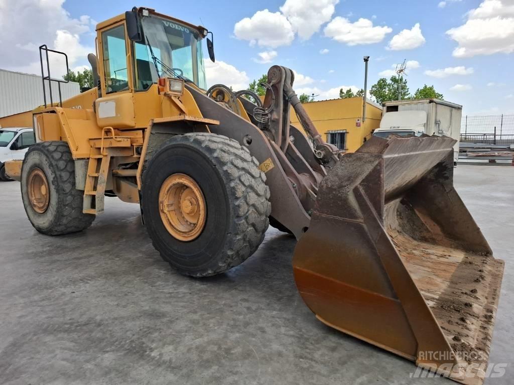 Volvo L 180 E Iekrāvēji uz riteņiem