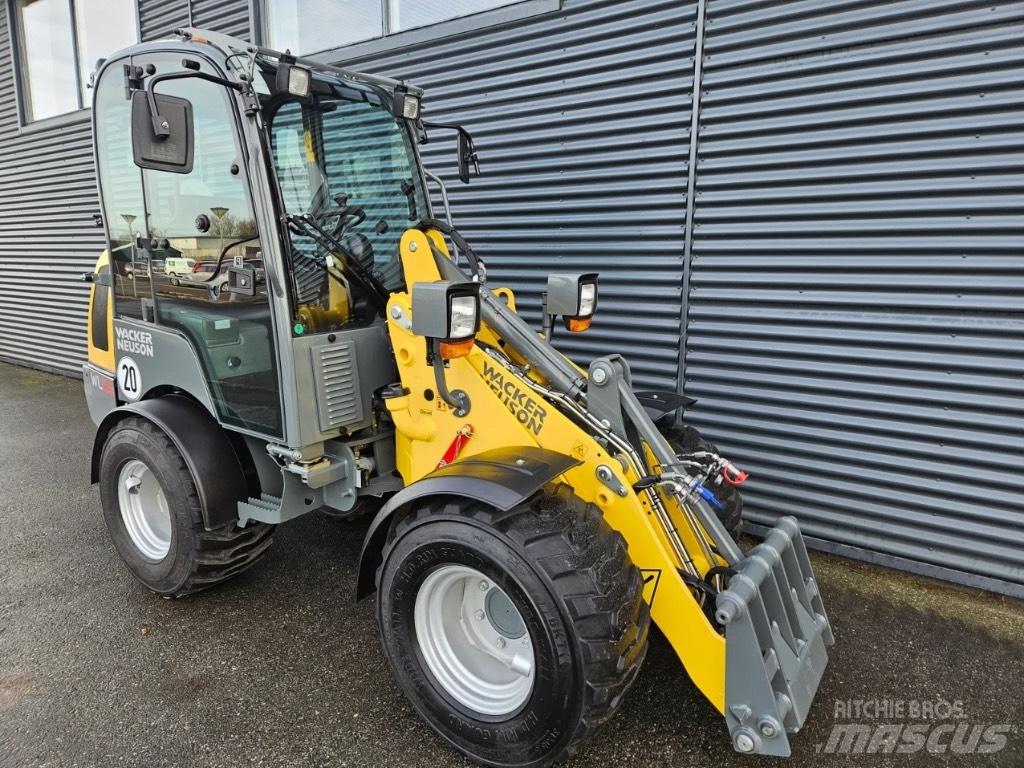 Wacker Neuson WL 25 Iekrāvēji uz riteņiem