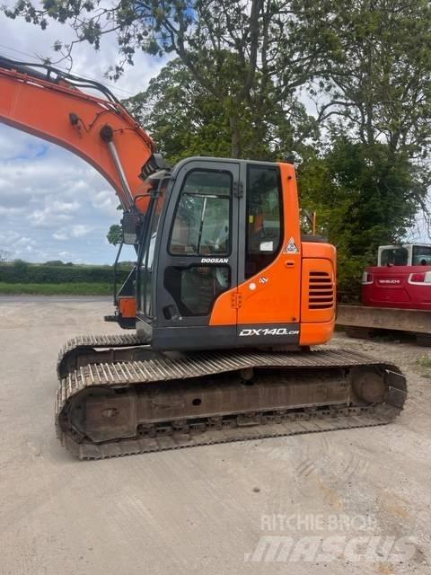 Doosan DX 140 LCR-5 Kāpurķēžu ekskavatori