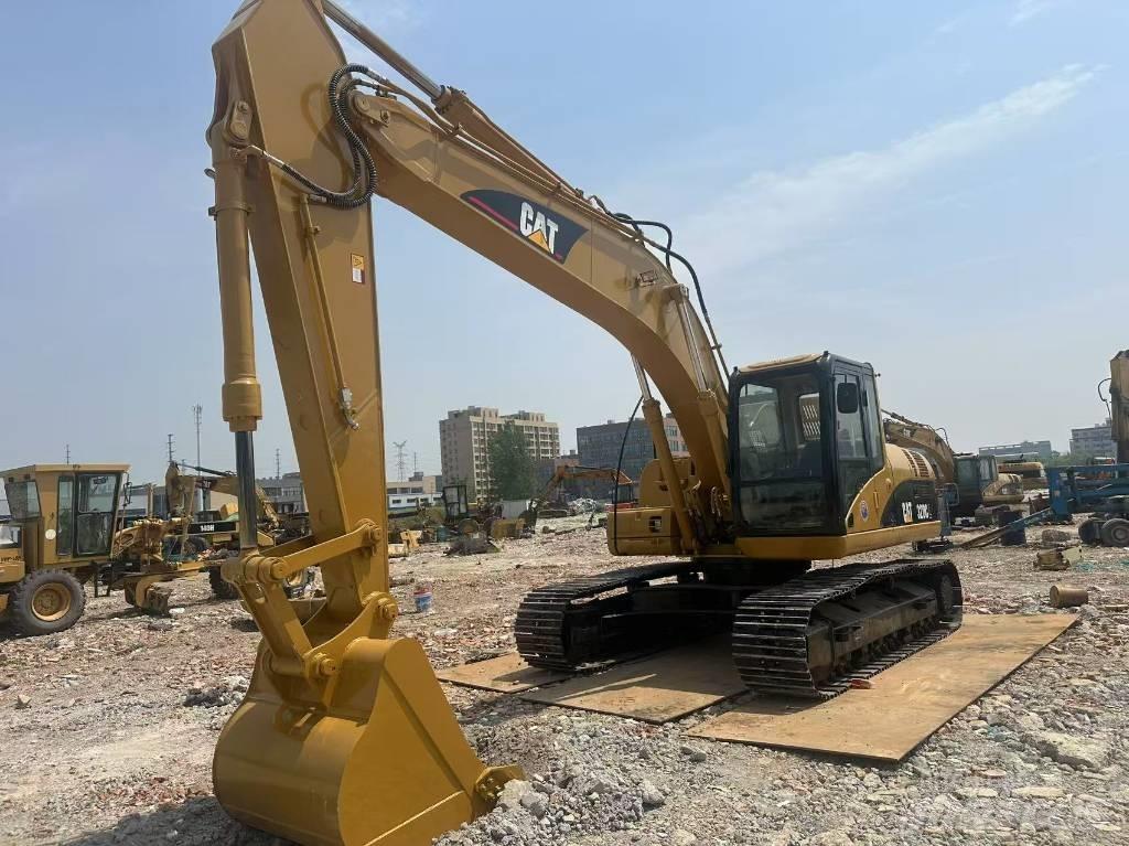 CAT 320 C L Kāpurķēžu ekskavatori