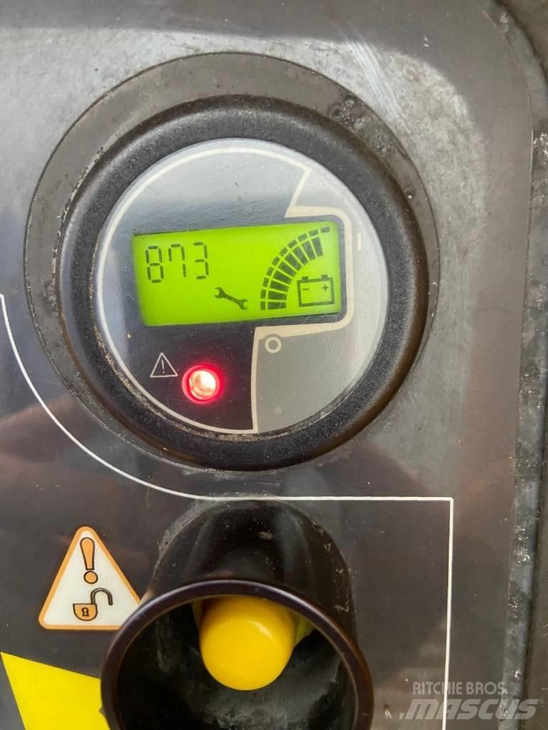 JLG E 600 JP Teleskopiskie pacēlāji