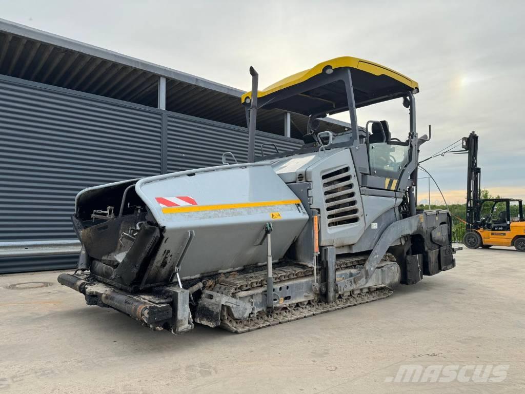 Vögele SUPER 1900-3I Asfalta klājēji