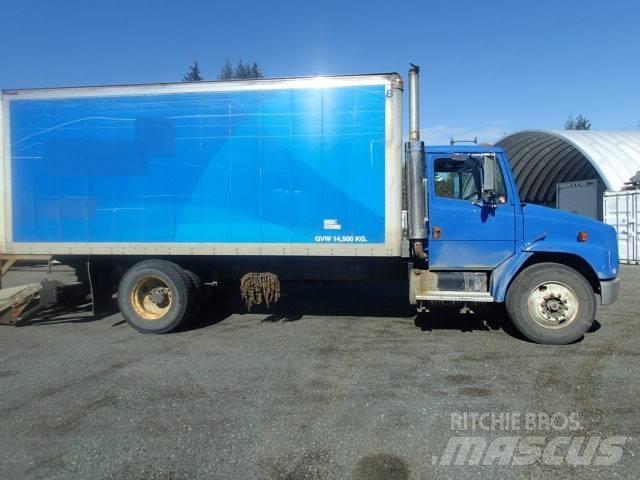 Freightliner FL 70 Smagās mašīnas ar konteineriem