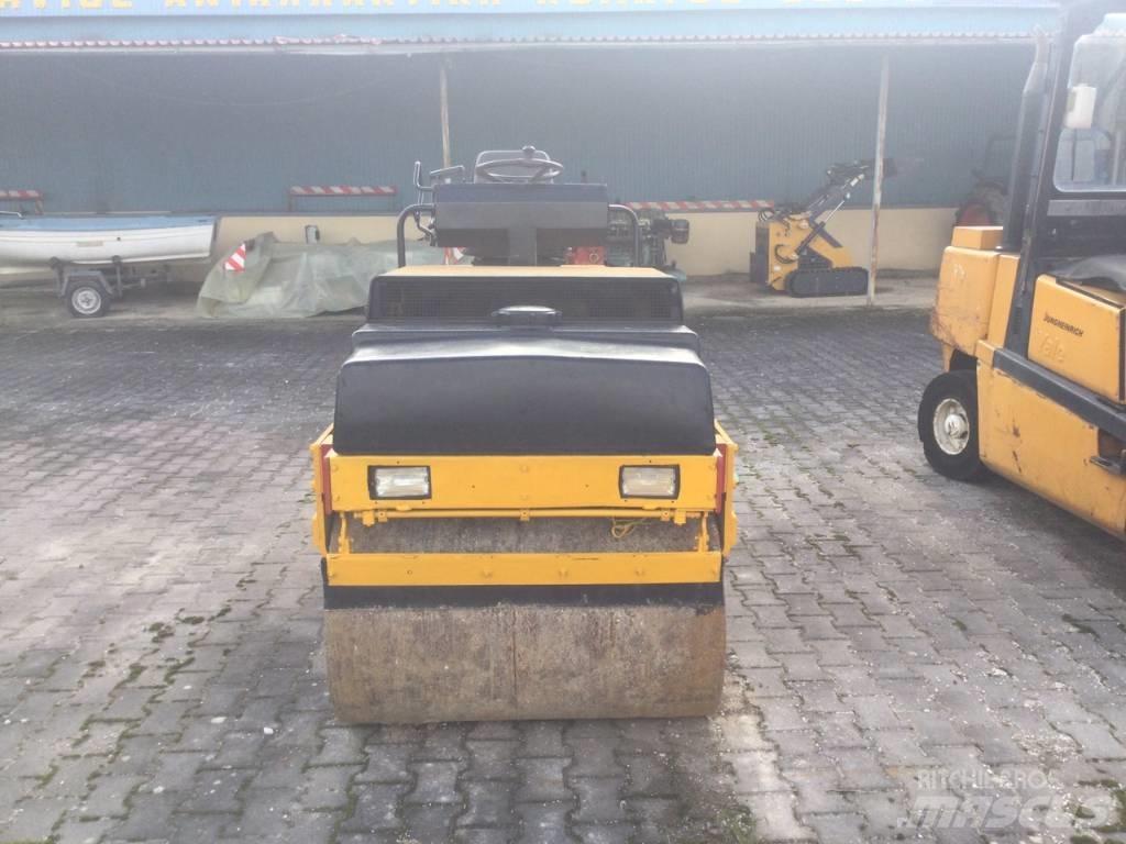 Dynapac CC 101 Divvalču grunts veltņi
