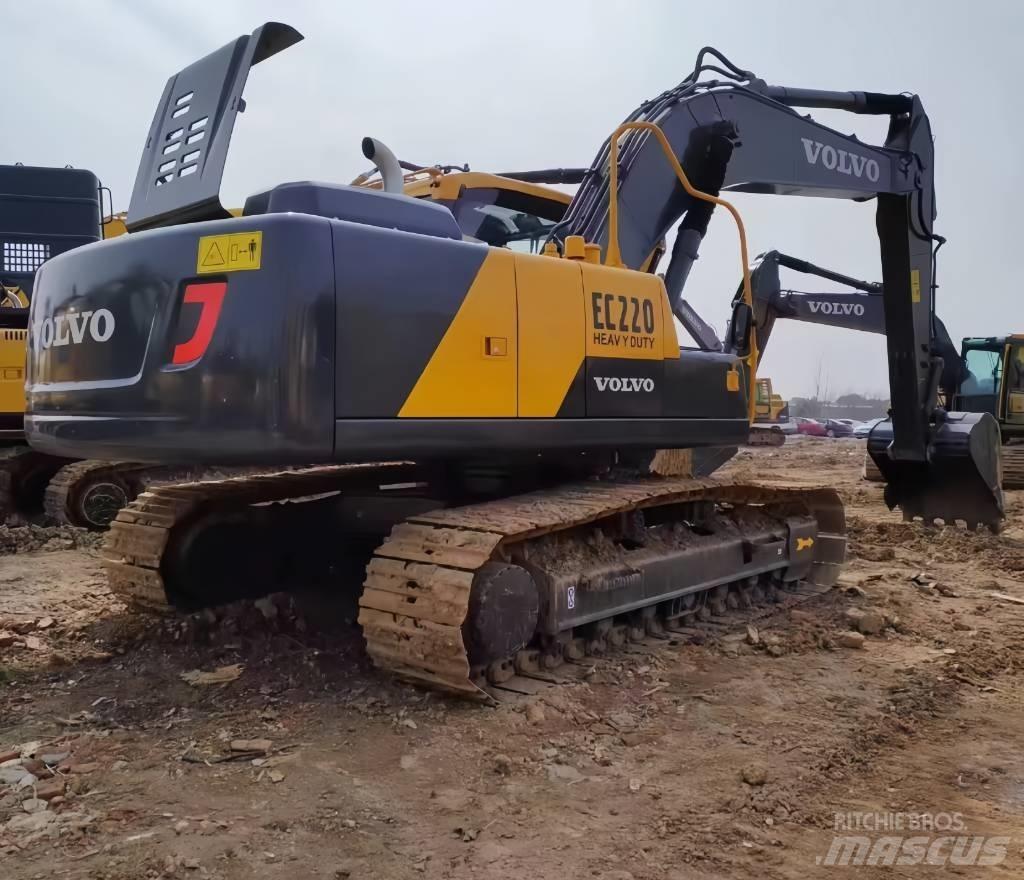 Volvo EC 220 Kāpurķēžu ekskavatori