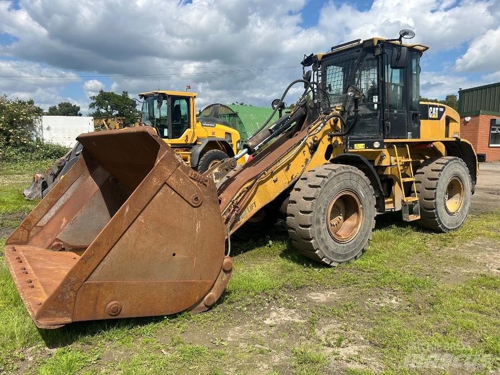 CAT 930H Iekrāvēji uz riteņiem