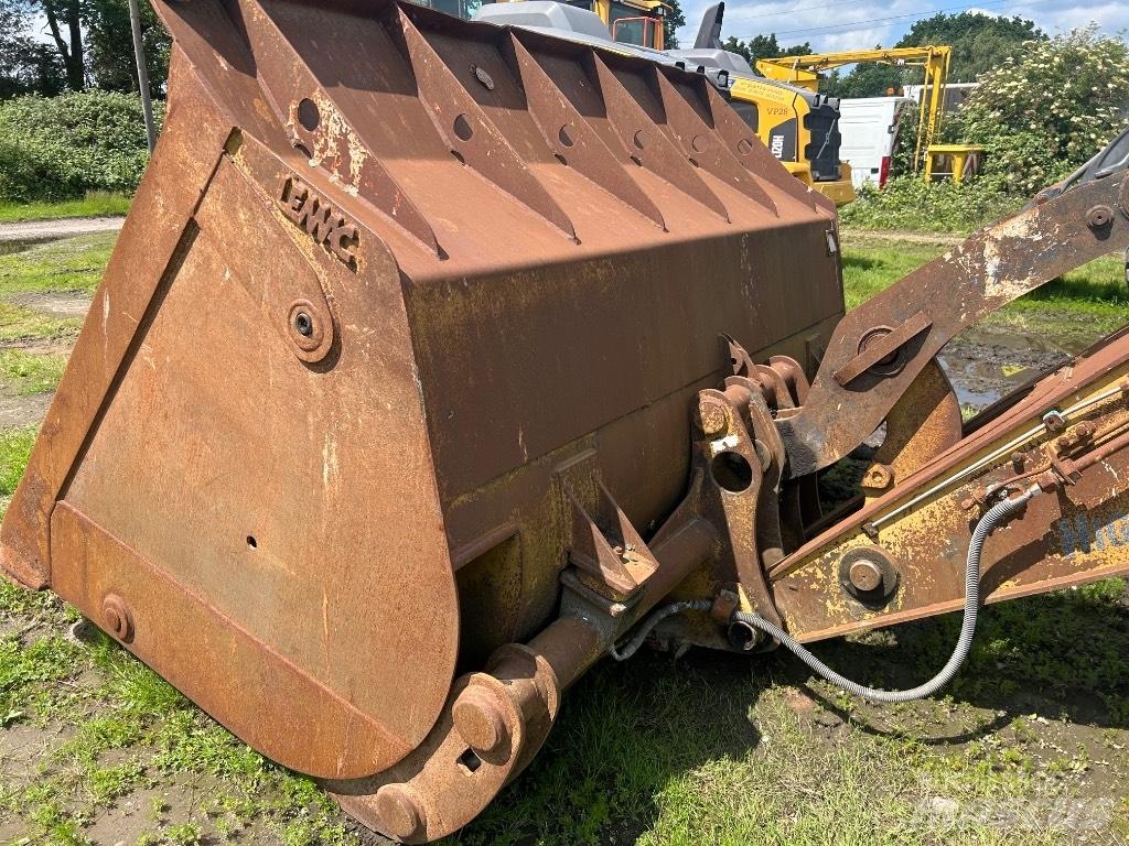 CAT 930H Iekrāvēji uz riteņiem