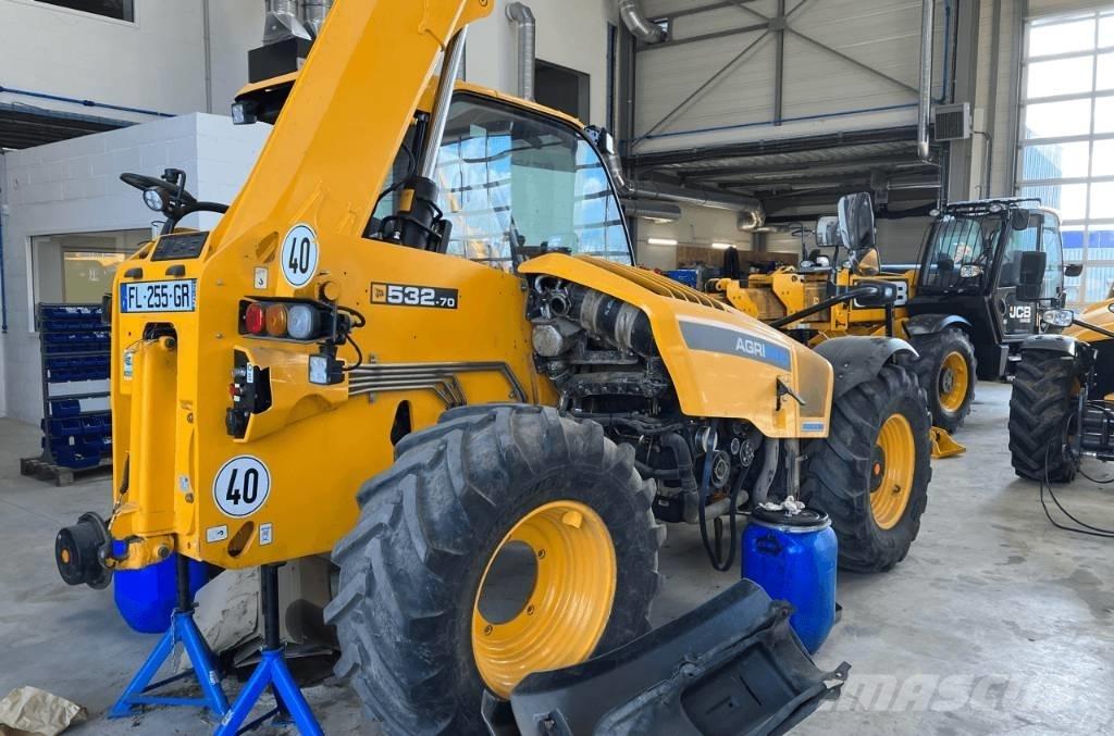 JCB 532-70 Lauksaimniecības pacēlāji