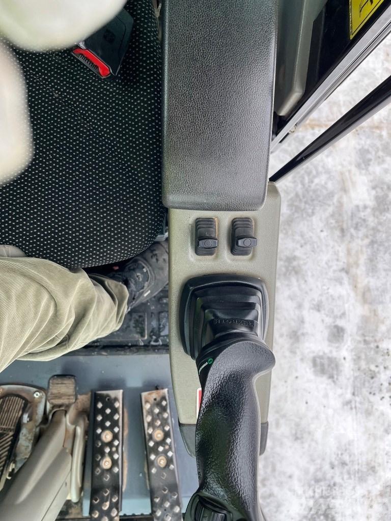 Yanmar B 95 W Ekskavatori uz riteņiem