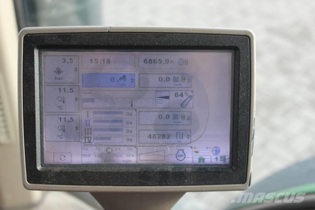 John Deere 8260 R Traktori