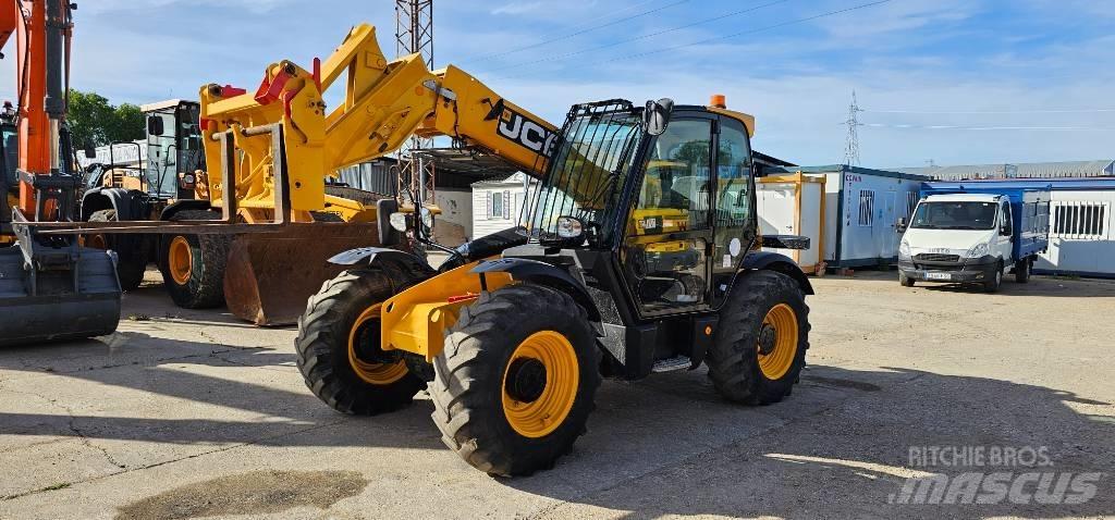 JCB 531-70 Teleskopiskie manipulatori