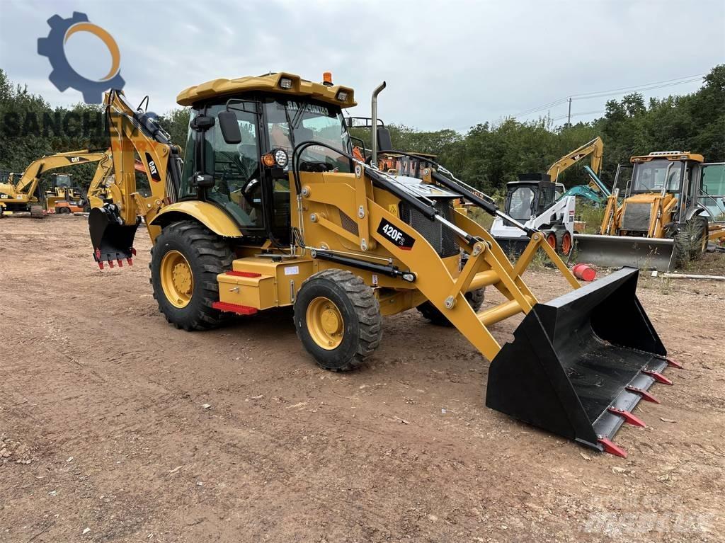 CAT 420 F Ekskavatori-iekrāvēji