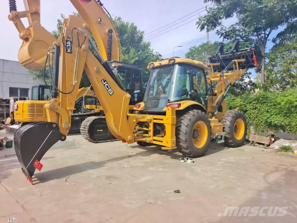 JCB 4 CX Ekskavatori-iekrāvēji