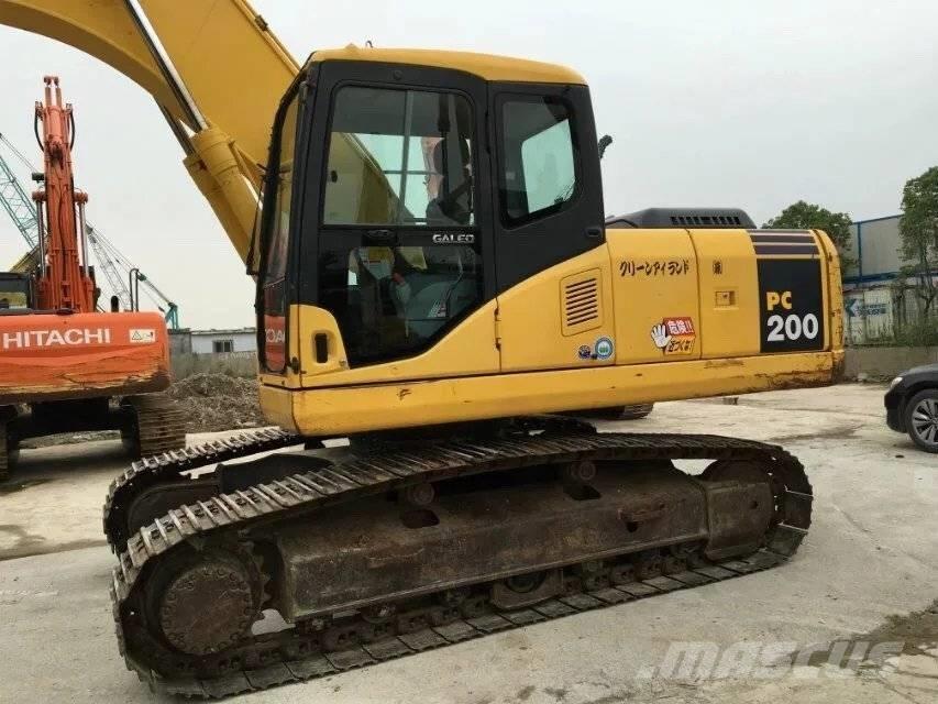 Komatsu pc200-7 Kāpurķēžu ekskavatori