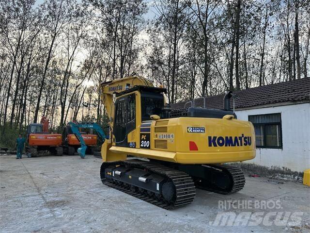 Komatsu PC200-8 Kāpurķēžu ekskavatori
