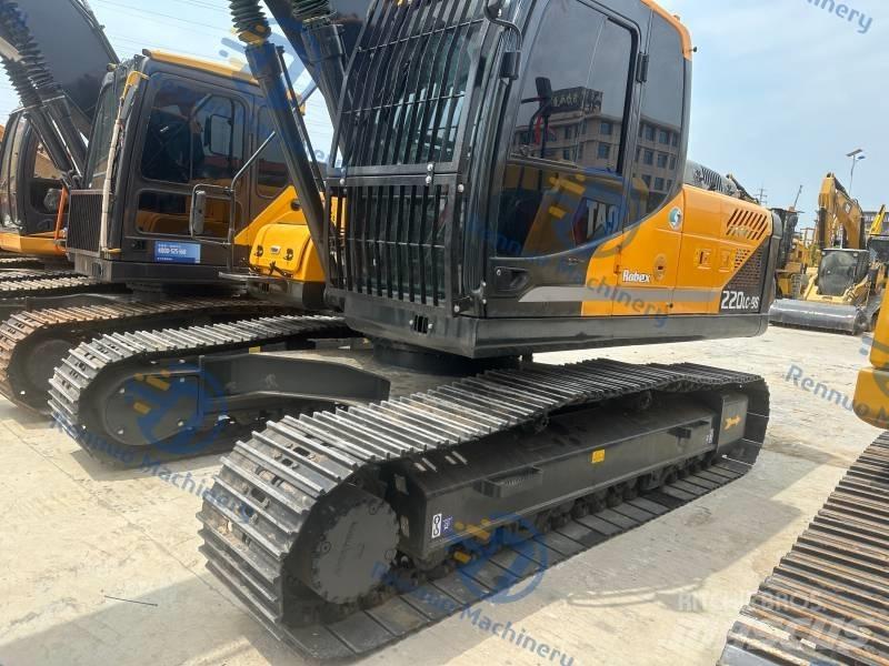 Hyundai R220LC-9S Kāpurķēžu ekskavatori