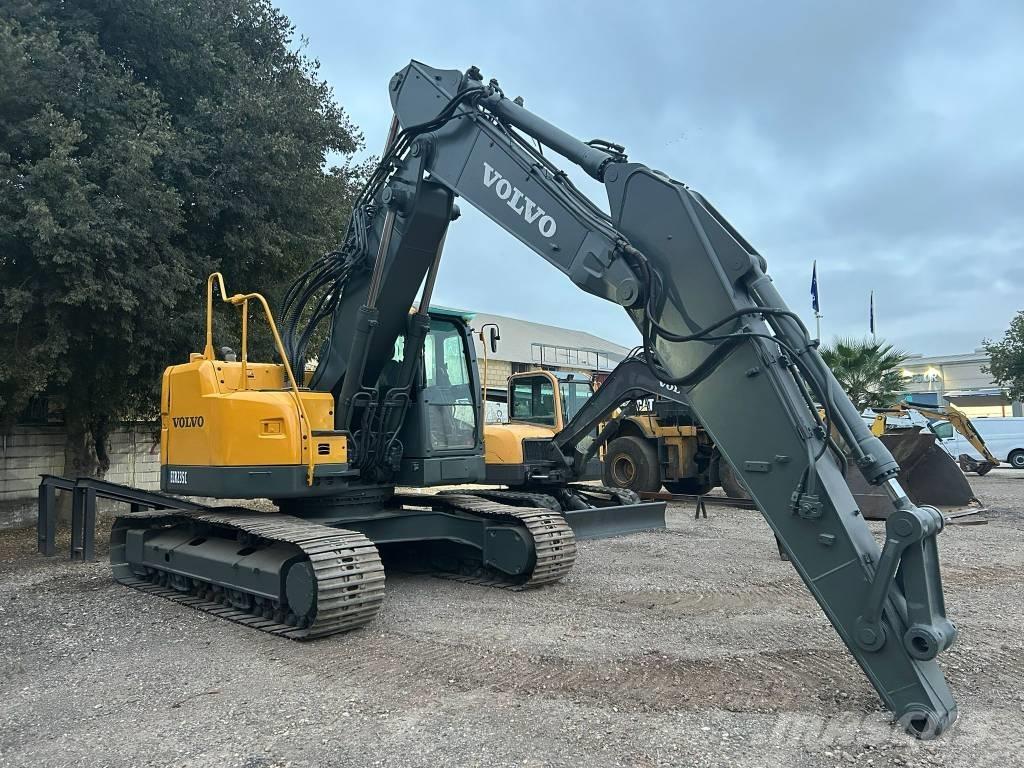 Volvo ECR 235 Kāpurķēžu ekskavatori