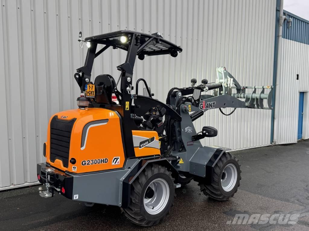 GiANT G 2300 HD Iekrāvēji uz riteņiem