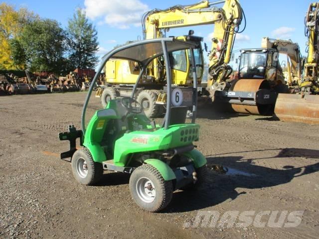 Avant 220 225 Mini iekrāvēji