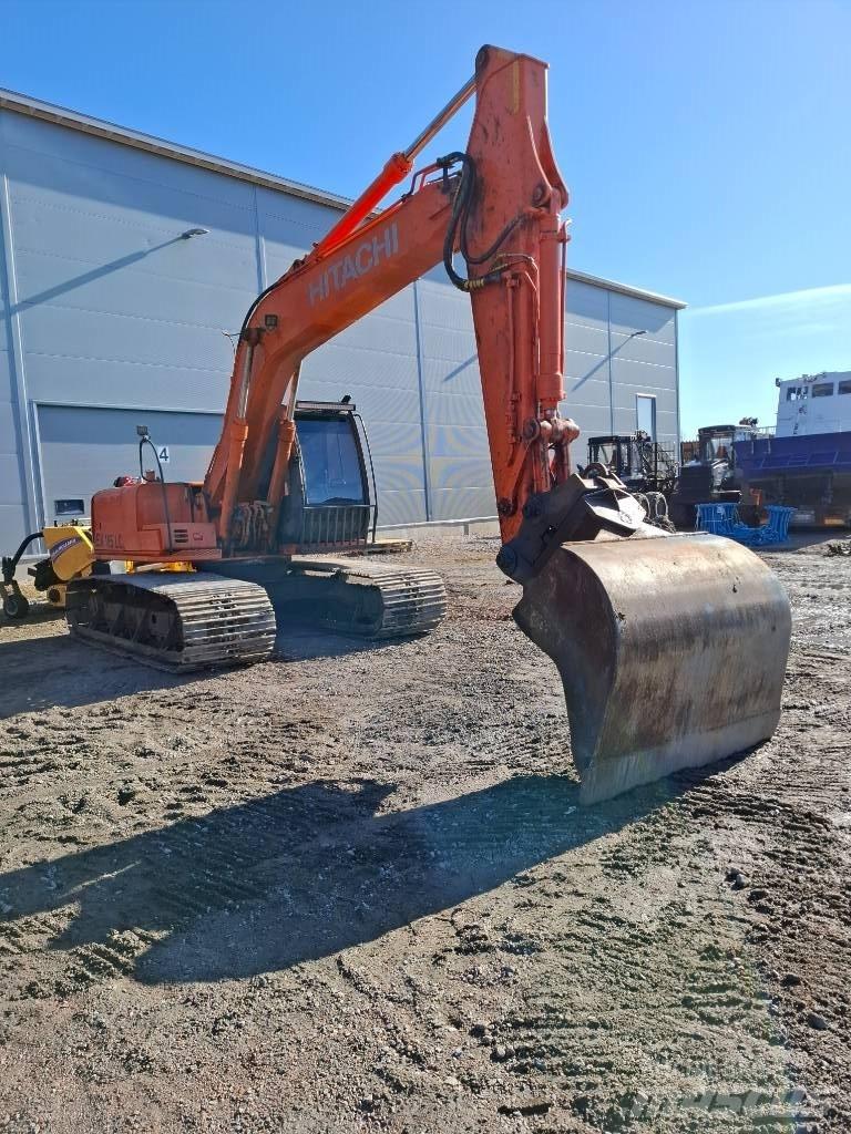 Hitachi EX 165 LC Kāpurķēžu ekskavatori