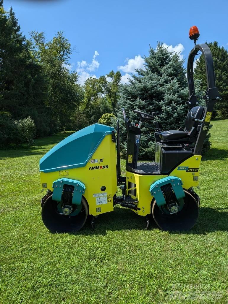Ammann ARX20-2 Divvalču grunts veltņi