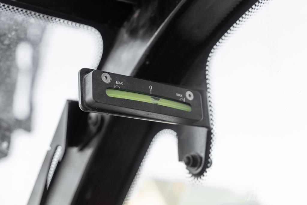 Manitou MT 420 H Teleskopiskie manipulatori