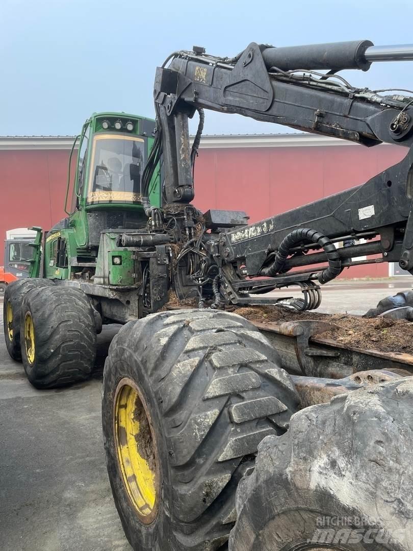 John Deere 1210E Forvarderi