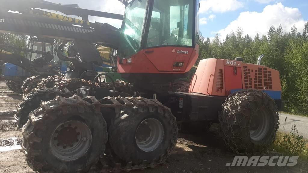Valmet 901.2 Harvesteri