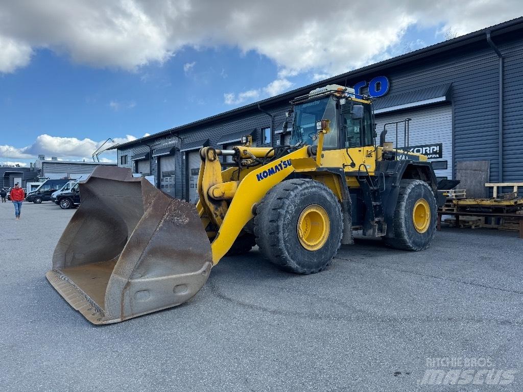 Komatsu WA 480 Iekrāvēji uz riteņiem