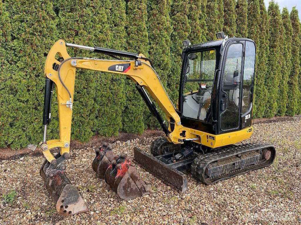 CAT 302.7D CR Mini ekskavatori < 7 t