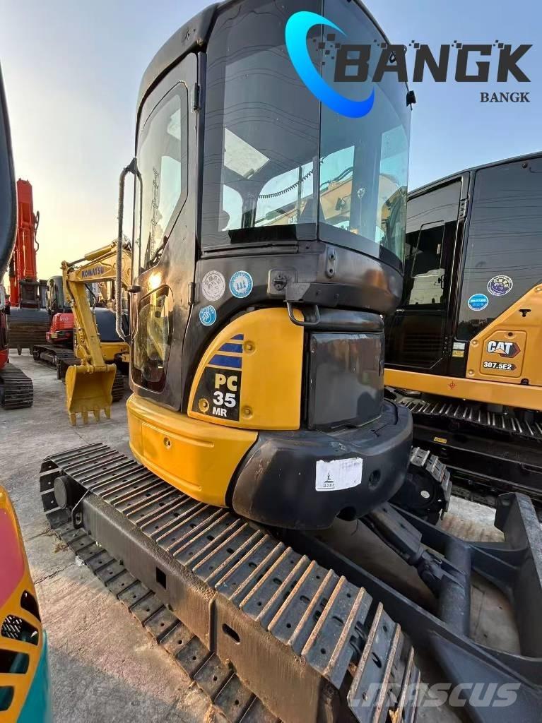  KOMA1‘SU PC35-MR Kāpurķēžu ekskavatori